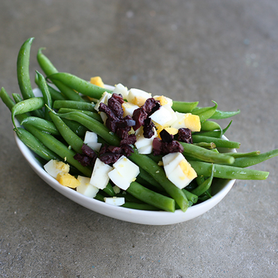 Green Beans with Chopped Eggs and Olives