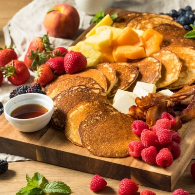 de_share a meal_recipe_pancake charcuterie board_400x400px_istock-1279362817